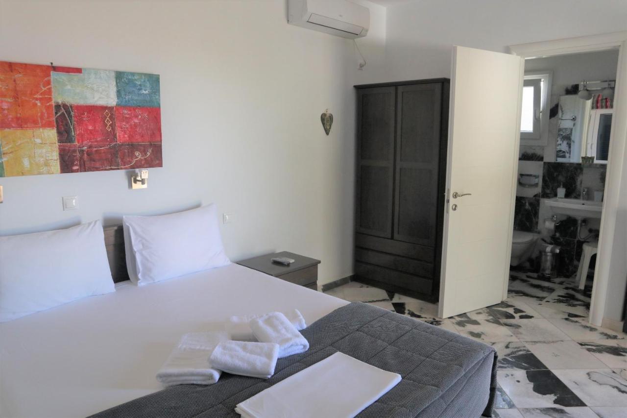 Anna'S Place Rooms 伊拉克利亚岛 外观 照片