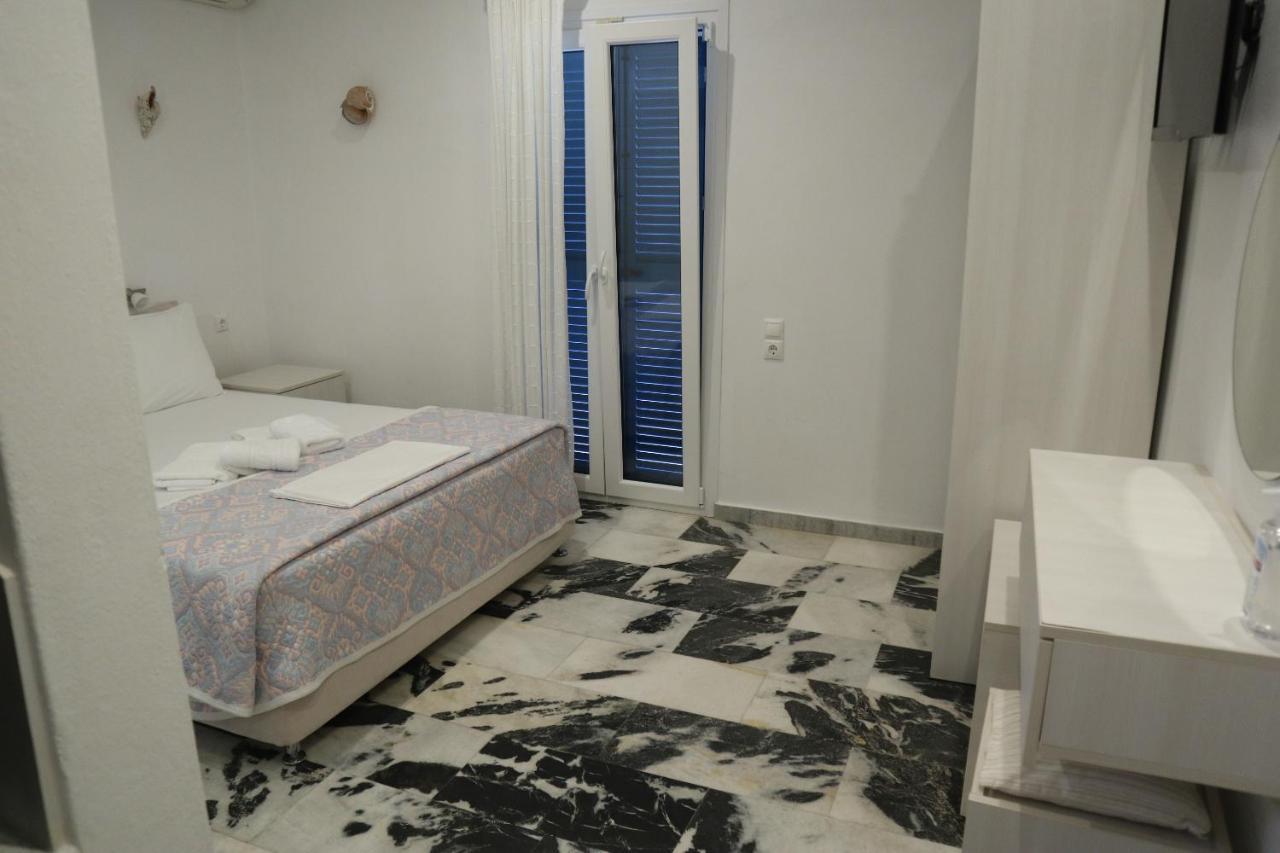 Anna'S Place Rooms 伊拉克利亚岛 外观 照片