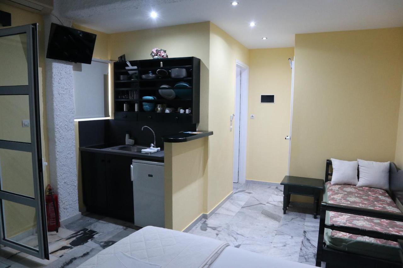 Anna'S Place Rooms 伊拉克利亚岛 外观 照片
